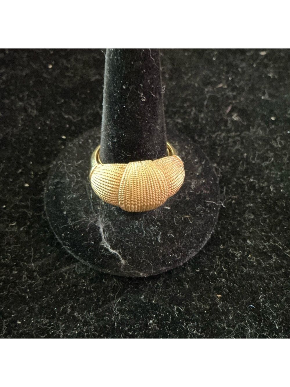 Avon Gold Tone Oval Rope Ring Vintage